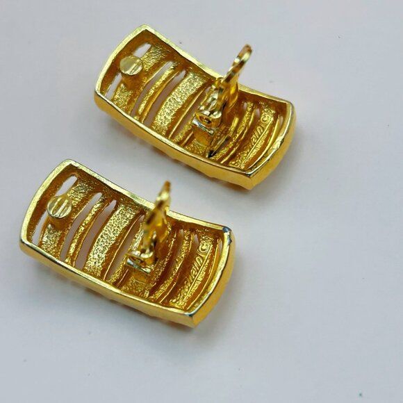 Vintage 1980s Piscitelli Clip-On Earrings, Gold Tone with Black Enamel Stripes - Picture 6 of 8